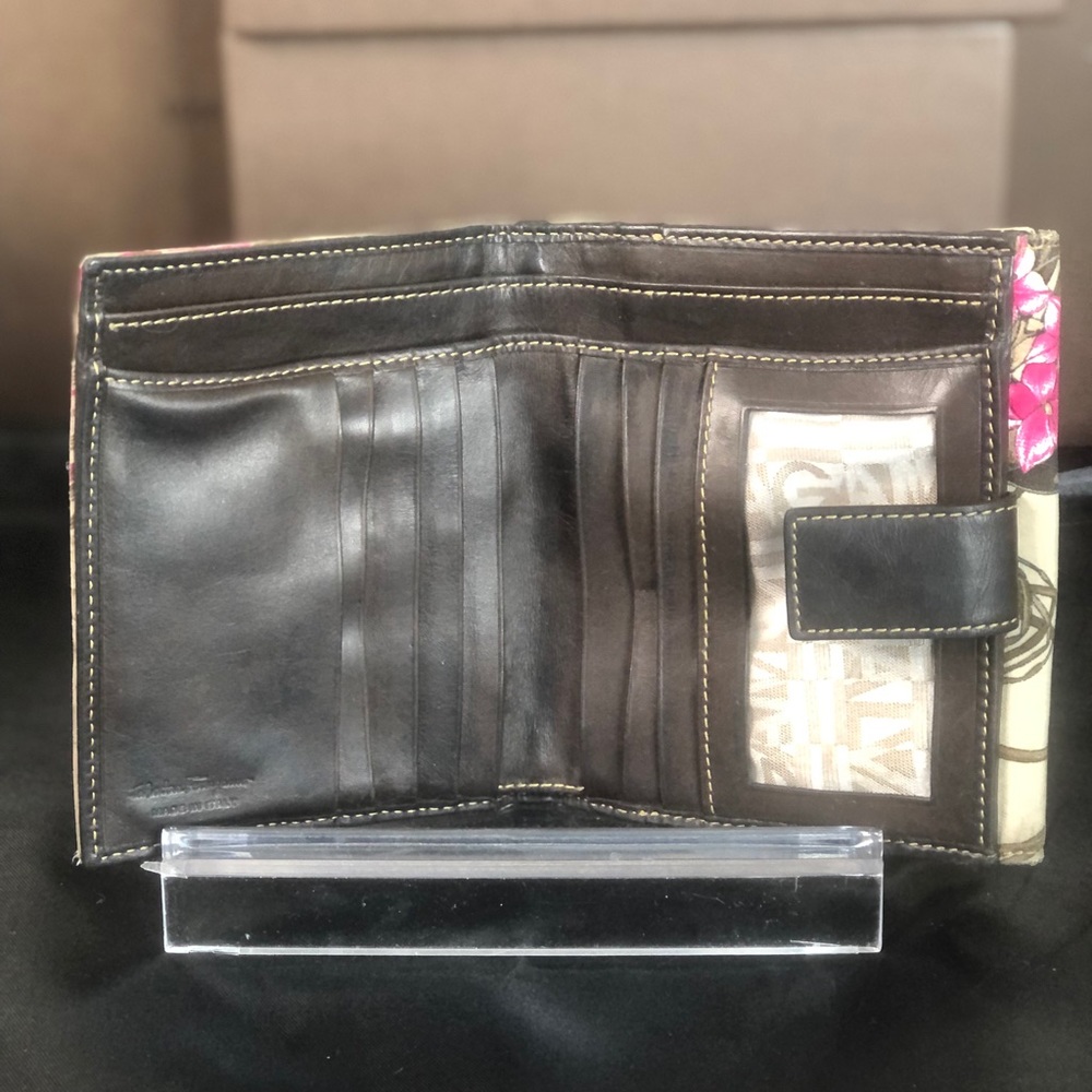 SALVATORE FERRAGAMO Compact Wallet Tiger Leopard Jungle Motif RARE See Match Bag - Picture 6 of 13